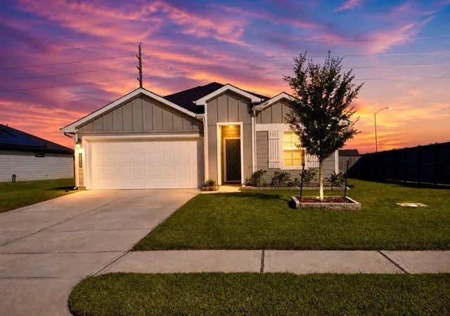 Single family home for sale at 2035 Woodlark Way, Sealy, TX 77474 | MLS# 8735892