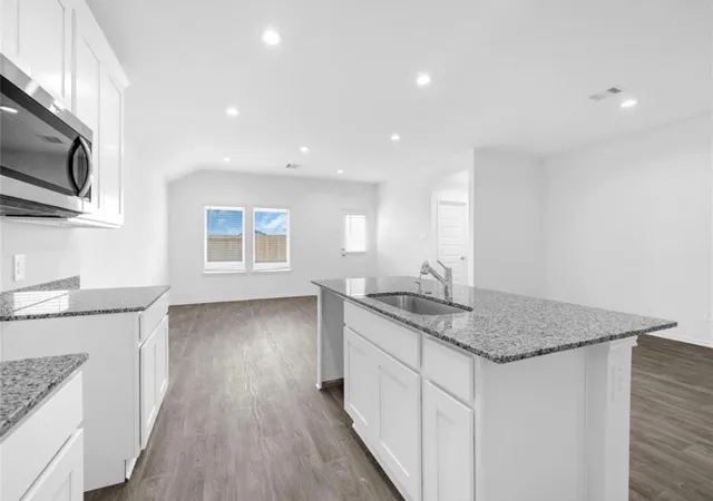 Photo 3 of Single family home for sale at 2035 Woodlark Way, Sealy, TX 77474 | MLS# 8735892 | Listing updated on 2026-08-05