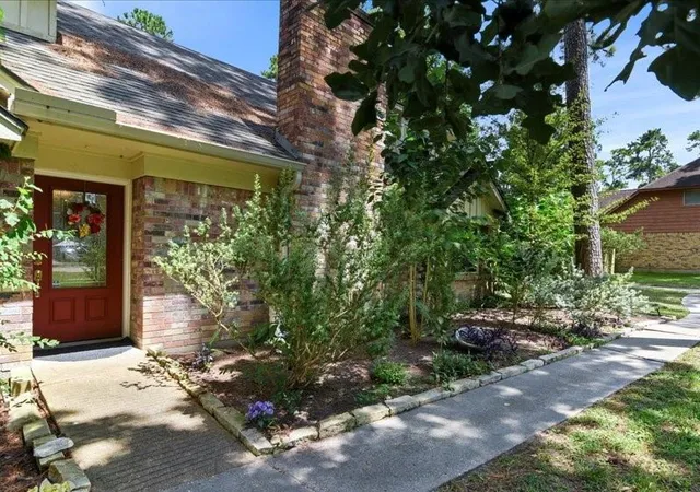 Photo 2 of Single family home for sale at 26702 Maplewood Dr, Spring, TX 77386 | MLS# 24896948 | Listing updated on 2026-08-22