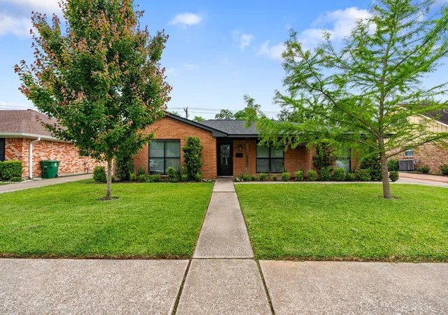 Homes for sale in Houston, TX | 2314 Droxford Dr, Houston, TX 77008 | MLS# 45302910