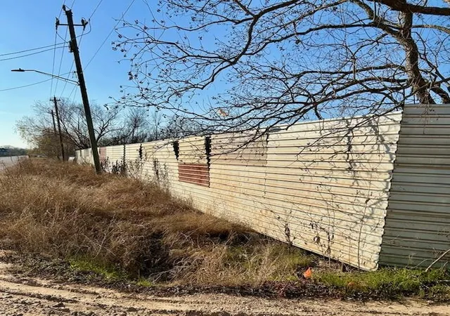 Photo 1 of Land for sale at 0 Selinsky Rd, Houston, TX 77048 | MLS# 15330787 | Listing updated on 2026-02-02