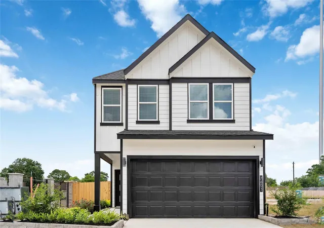 2nd image of 7614 Inwood Hills Ln, Houston, TX 77088 | MLS# 61478597