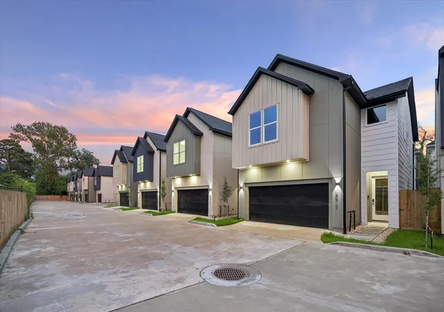 23rd image of 961 Highland Light Lane, Houston, TX 77091 | MLS# 95144284