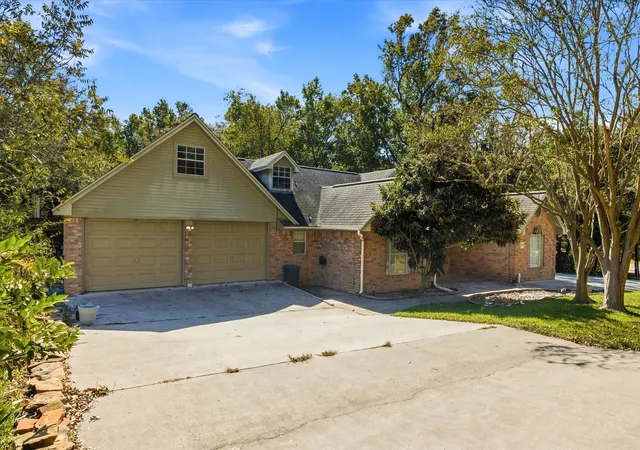 1st image of 205 Don Q Ln, Baytown, TX 77523 | MLS# 39750230