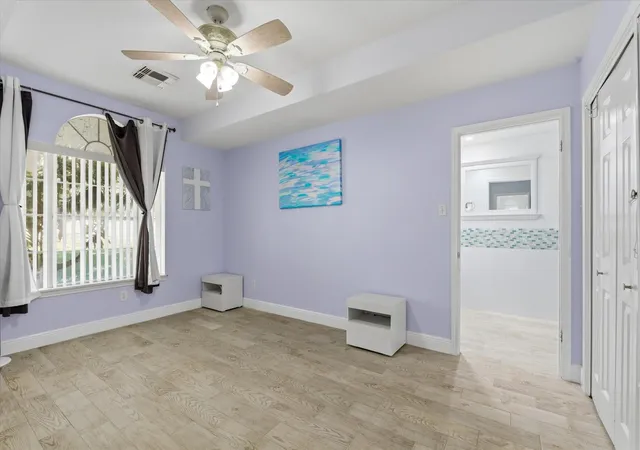 5th image of 205 Don Q Ln, Baytown, TX 77523 | MLS# 39750230