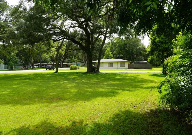 8th image of 2606 N Houston Dr, La Marque, TX 77568 | MLS# 83038585