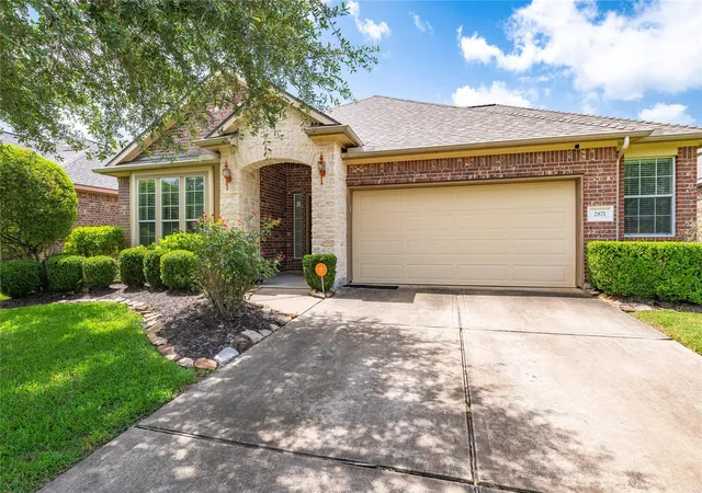 3rd image of 2871 Milano Ln, League City, TX 77573 | MLS# 50929053