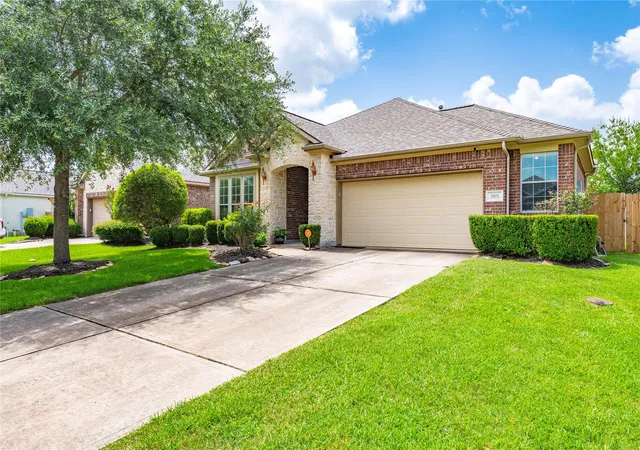 5th image of 2871 Milano Ln, League City, TX 77573 | MLS# 50929053