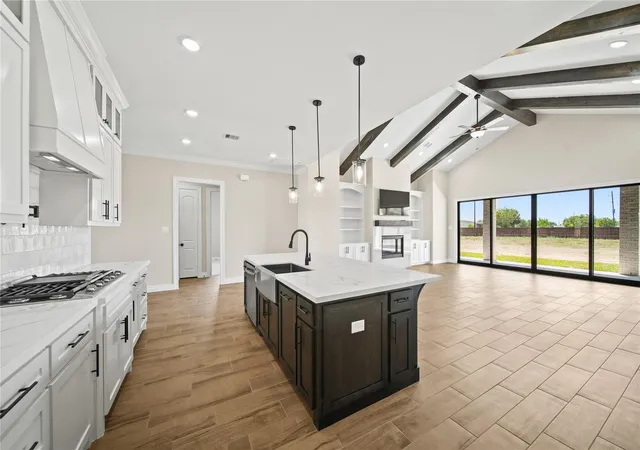 Photo 4 of Single family home for sale at 13011 Willow Dr, Needville, TX 77461 | MLS# 48175259 | Listing updated on 2026-10-09