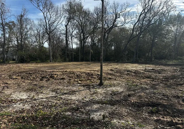 1st image of 216 Pecan Loop Dr, Baytown, TX 77523 | MLS# 46474764