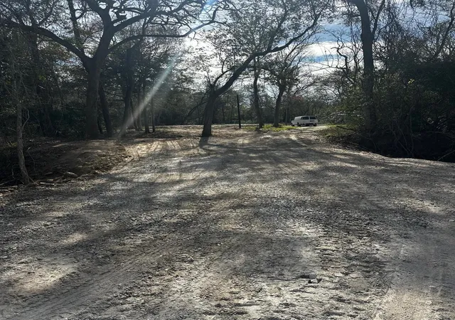 7th image of 216 Pecan Loop Dr, Baytown, TX 77523 | MLS# 46474764