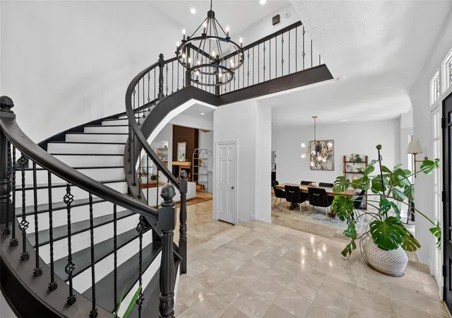 3rd image of 25 Glen Loch Ct, Sugar Land, TX 77479 | MLS# 36801879