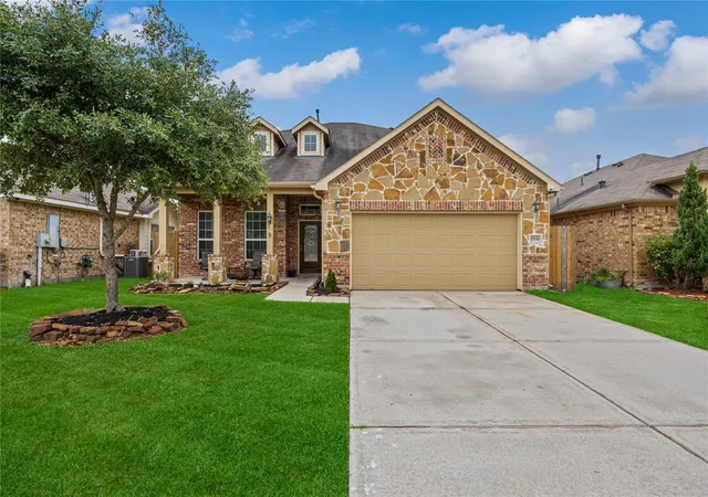 Photo 1 of Single family home for sale at 2530 Wood Park Blvd, Conroe, TX 77304 | MLS# 85099397 | Listing updated on 2026-09-20