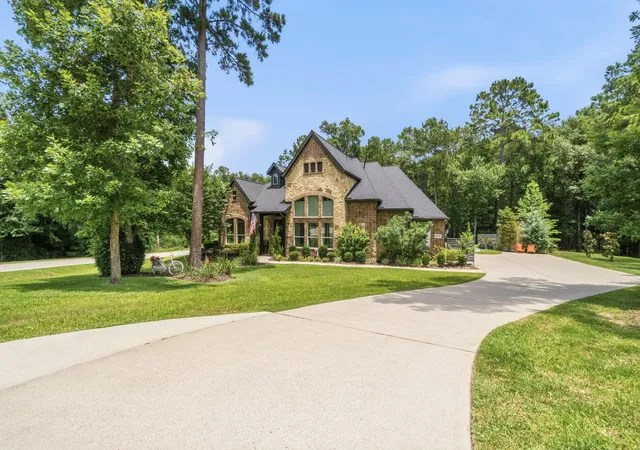 Photo 2 of Single family home for sale at 9606 Longmire Crk Way, Conroe, TX 77304 | MLS# 21708518 | Listing updated on 2026-09-06