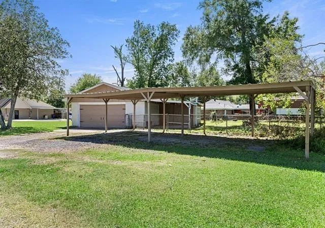 Homes for sale in Orange, TX | 19 Stradford, Orange, TX 77632 | MLS# 4516058