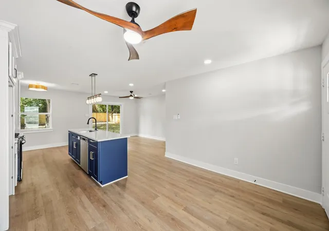 Photo 3 of Single family home for sale at 1234 W Donovan St, Houston, TX 77091 | MLS# 57306942 | Listing updated on 2026-08-28