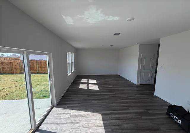 2nd image of 3205 Captain's Grove, Dickinson, TX 77539 | MLS# 47035462
