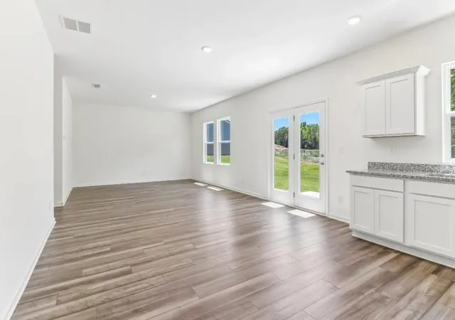 Photo 3 of Single family home for sale at 3205 Captain's Grv, Dickinson, TX 77539 | MLS# 47035462 | Listing updated on 2026-09-19
