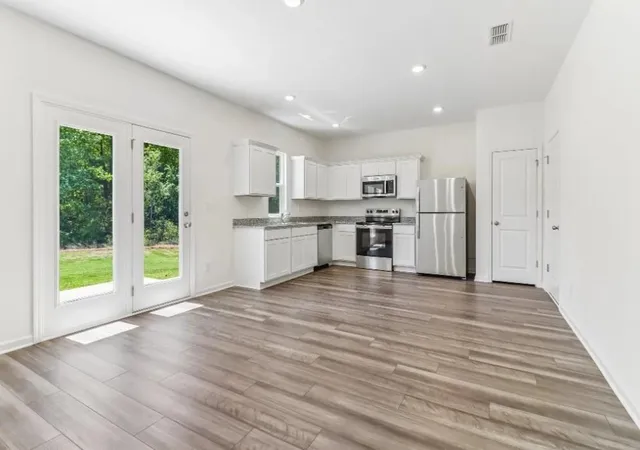 Photo 4 of Single family home for sale at 3205 Captain's Grv, Dickinson, TX 77539 | MLS# 47035462 | Listing updated on 2026-09-19