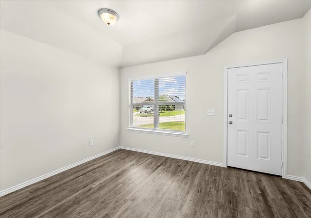 Photo 4 of Sale Pending at 21227 Trumpet Lily Trl, Tomball, TX 77377 | MLS# 70486046 | Listing updated on 2026-08-30