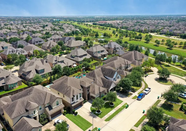 Photo 4 of Single family home for sale at 5123 Blue Lake Crk Trl, Katy, TX 77494 | MLS# 92369971 | Listing updated on 2026-06-22