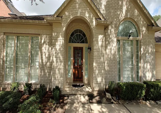 2nd image of 3010 Ravensport Dr, Pearland, TX 77584 | MLS# 28094078