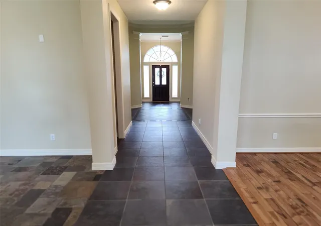 Photo 3 of Single family home for sale at 3010 Ravensport Dr, Pearland, TX 77584 | MLS# 28094078 | Listing updated on 2026-09-17