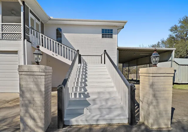 3rd image of 1306 Spring Branch Dr, Baytown, TX 77523 | MLS# 8462148