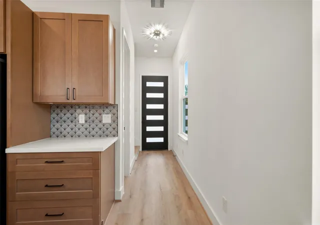 Photo 4 of Multi family home for sale at 307 Quitman St, Houston, TX 77009 | MLS# 58753197 | Listing updated on 2026-09-20