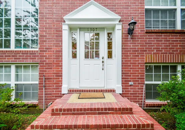 3rd image of 1307 Prospect St, Houston, TX 77004 | MLS# 87742921