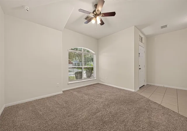 4th image of 13109 Rippling Creek Ln, Pearland, TX 77584 | MLS# 37171511