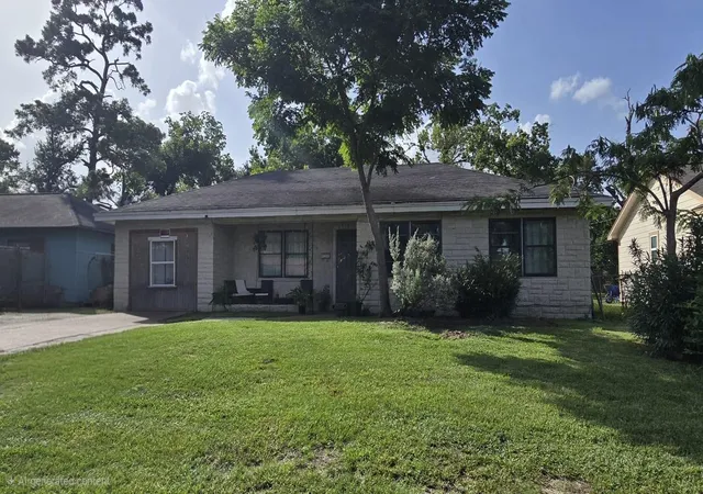 Photo 1 of Single family home for sale at 7317 Boggess Rd, Houston, TX 77016 | MLS# 63553208 | Listing updated on 2026-07-21