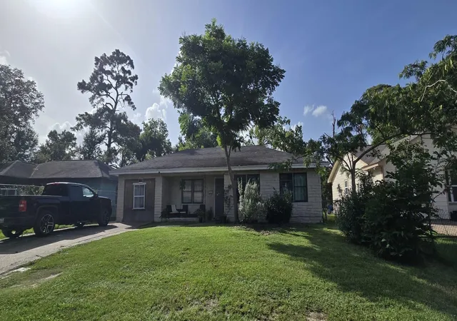Photo 2 of Single family home for sale at 7317 Boggess Rd, Houston, TX 77016 | MLS# 63553208 | Listing updated on 2026-07-21