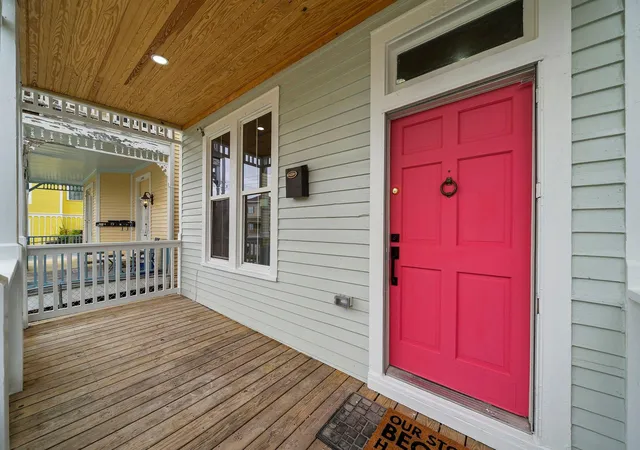 Photo 2 of Single family home for sale at 2813 Ball St, Galveston, TX 77550 | MLS# 57714700 | Listing updated on 2026-08-11