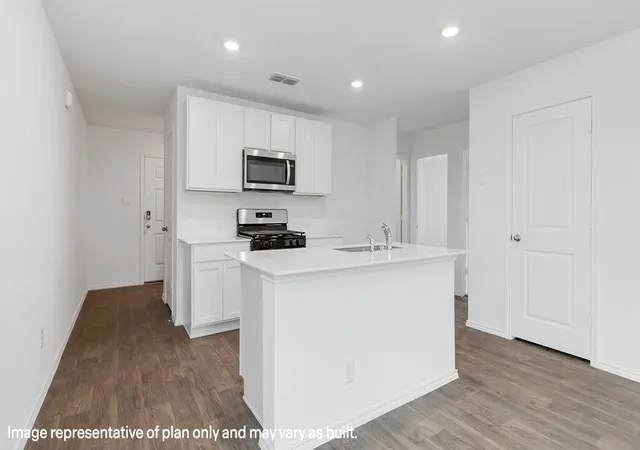 2nd image of 6219 Scarlet Halo Ln, Houston, TX 77048 | MLS# 30925208