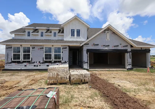 3rd image of 12115 St Augustine Dr, Mont Belvieu, TX 77535 | MLS# 52469178