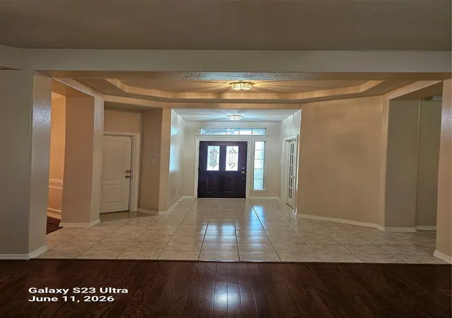 5th image of 11402 Softbreeze Ct, Pearland, TX 77584 | MLS# 15024154