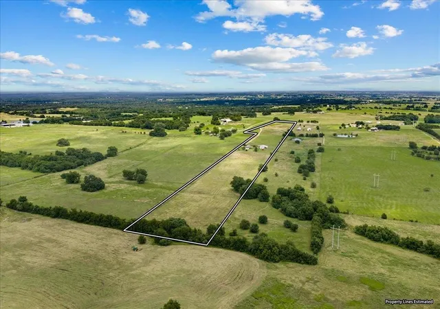 35th image of 8233 Quebe Rd, Brenham, TX 77833 | MLS# 48728665