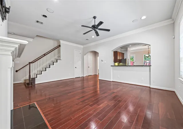 4th image of 13318 Olive Trl, Houston, TX 77077 | MLS# 24562474