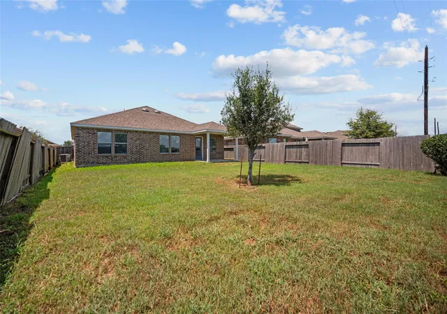 25th image of 7730 Squall Ln, Baytown, TX 77523 | MLS# 90722690