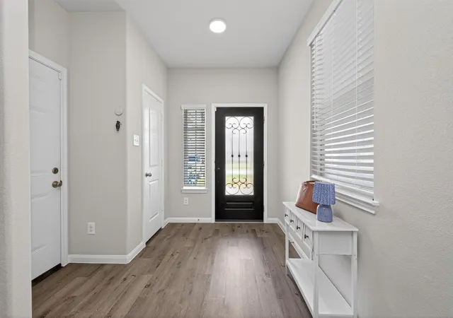 Photo 4 of Single family home for sale at 25356 Grotto Fls Ln, Porter, TX 77365 | MLS# 15150839 | Listing updated on 2026-04-16