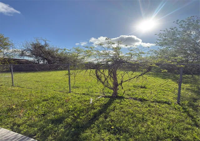 Photo 1 of Land for sale at 0 Cullen, Houston, TX 77021 | MLS# 93085500 | Listing updated on 2026-06-02