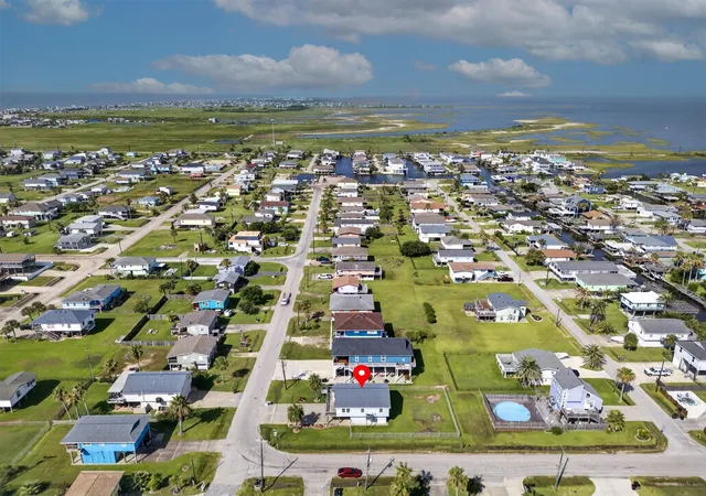 Photo 3 of Single family home for sale at 16502 Jamaica Inn Rd, Galveston, TX 77554 | MLS# 97720181 | Listing updated on 2026-09-05