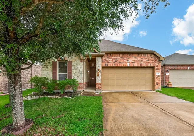 Photo 3 of Sale Pending at 3610 Russett Glen Ln, Katy, TX 77449 | MLS# 87804453 | Listing updated on 2026-09-19