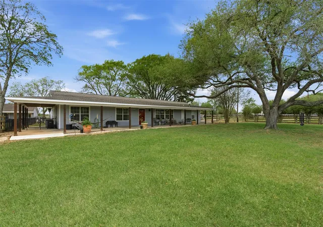 Photo 1 of Single family home for sale at 36455 Joe Loggins Rd, Hempstead, TX 77445 | MLS# 92272153 | Listing updated on 2026-08-27