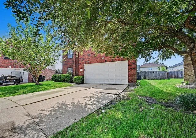 2nd image of 4503 Noble Ct, Baytown, TX 77521 | MLS# 82378906