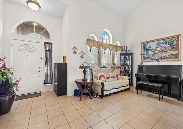 Photo 3 of Single family home for sale at 7611 Clarendon Bnd Ln, Richmond, TX 77407 | MLS# 39989503 | Listing updated on 2026-08-10