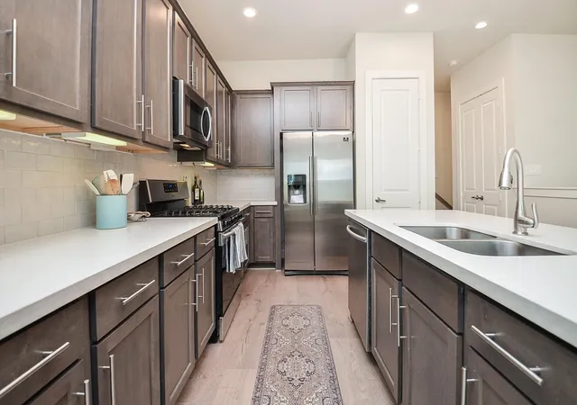 5th image of 1902 Hollister Spruce Ln, Houston, TX 77080 | MLS# 13268304