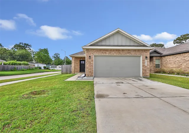 1st image of 814 Redinger Ridge Dr, Huffman, TX 77336 | MLS# 39039468