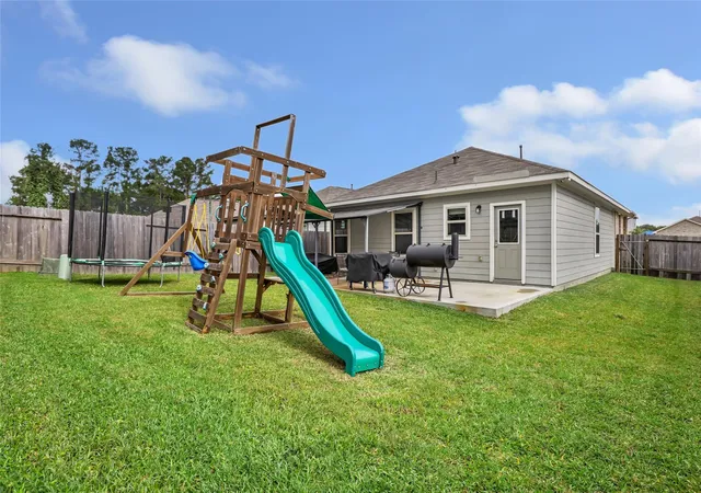 5th image of 814 Redinger Ridge Dr, Huffman, TX 77336 | MLS# 39039468